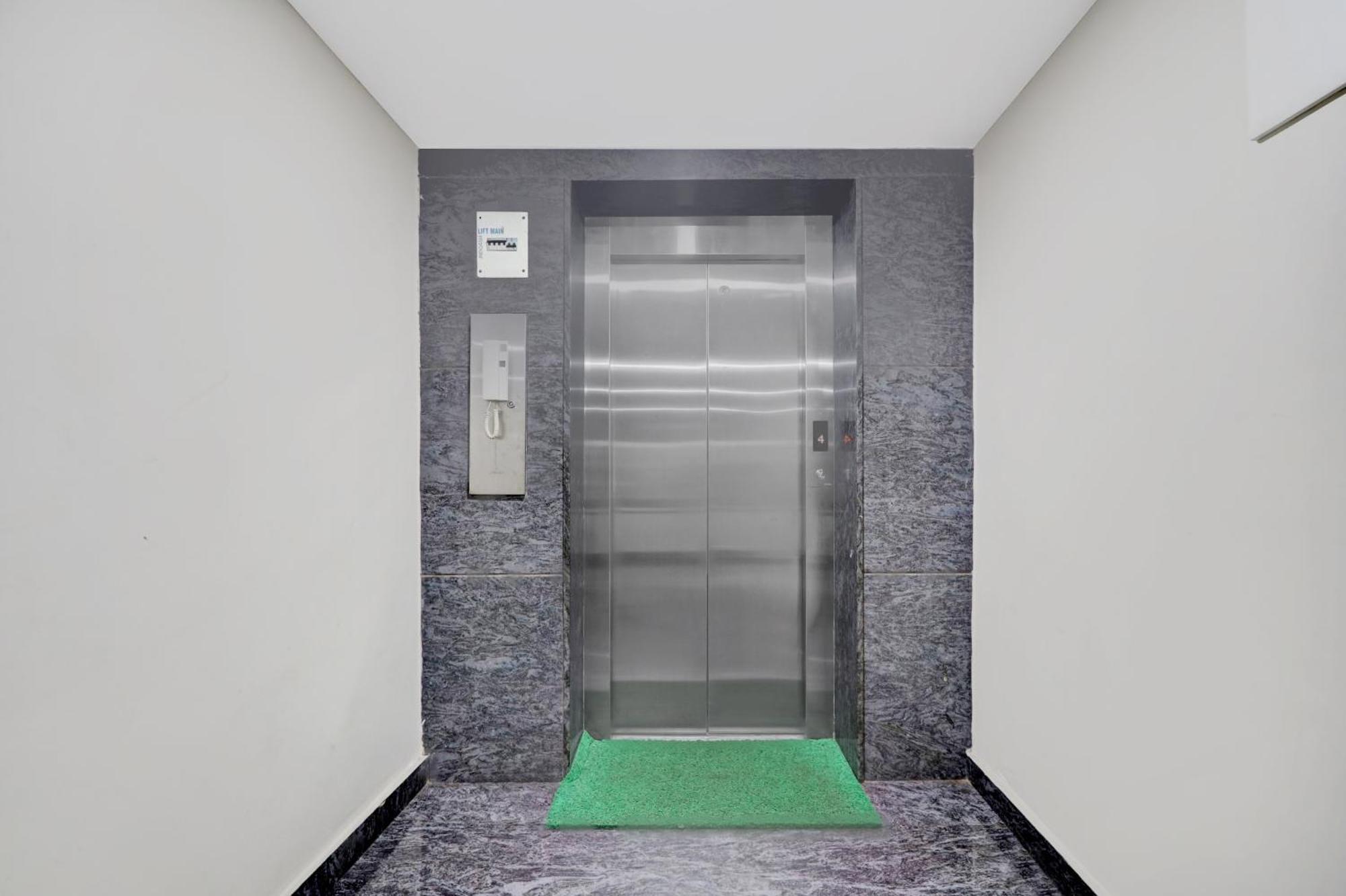 Super Townhouse Daba Garden Road Ξενοδοχείο Βιζαχαπατνάμ Εξωτερικό φωτογραφία