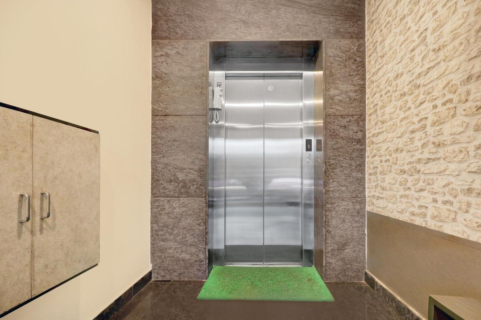 Super Townhouse Daba Garden Road Ξενοδοχείο Βιζαχαπατνάμ Εξωτερικό φωτογραφία